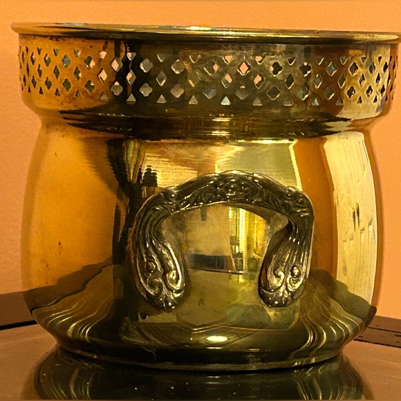 Vintage Brass Planter - Picture 3 of 7